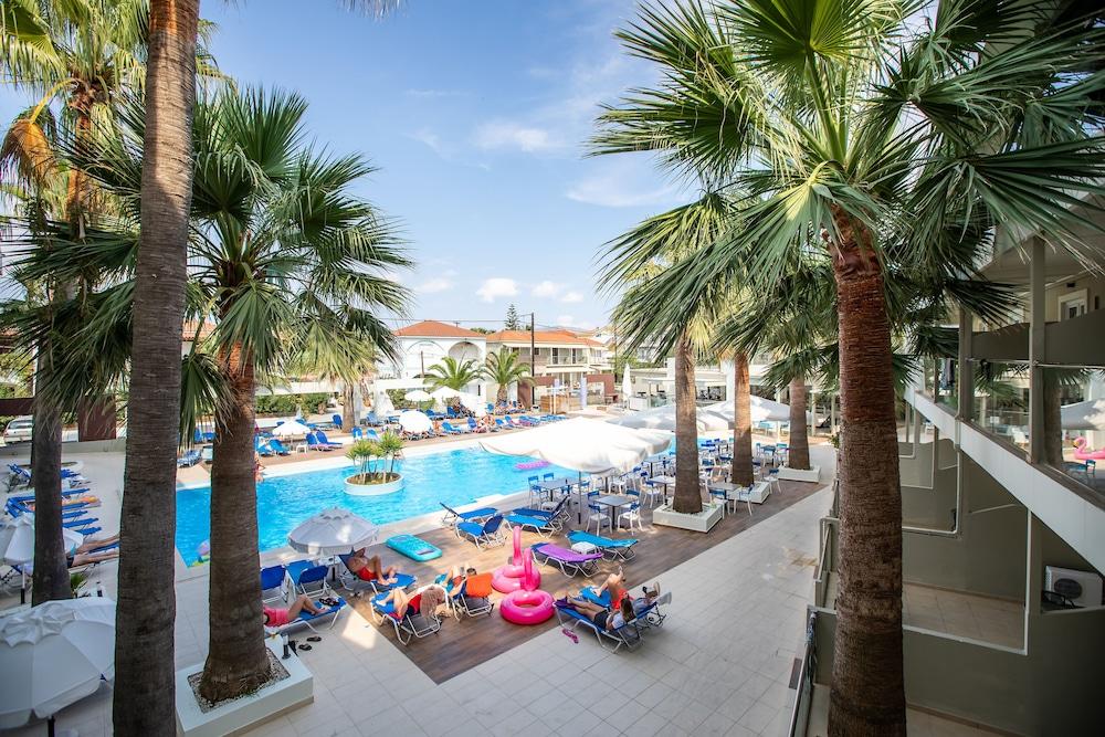 Arkadianos Aparthotel Agios Sostis  Bagian luar foto