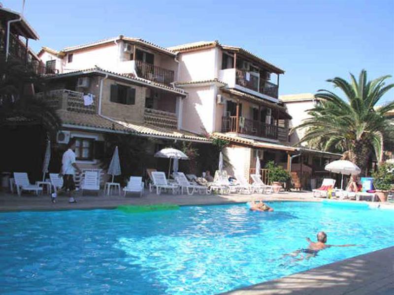 Arkadianos Aparthotel Agios Sostis  Bagian luar foto